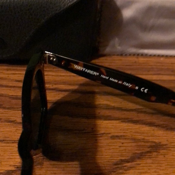 Ray ban original wayfarer tortoise sunglasses - Picture 6 of 6